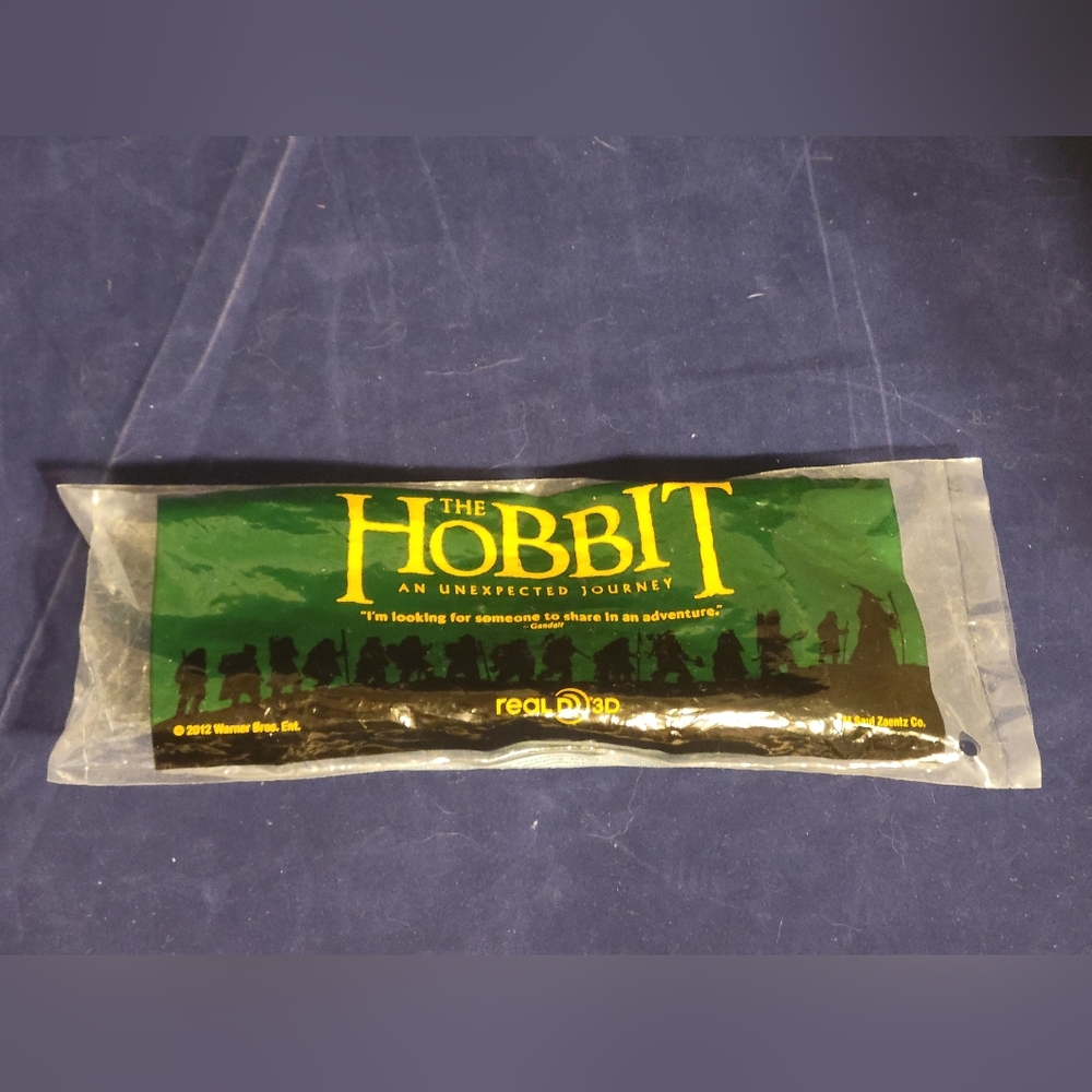 THE HOBBIT 'An Unexpected Journey' - 3D Glasses Real D-3D! New 2012